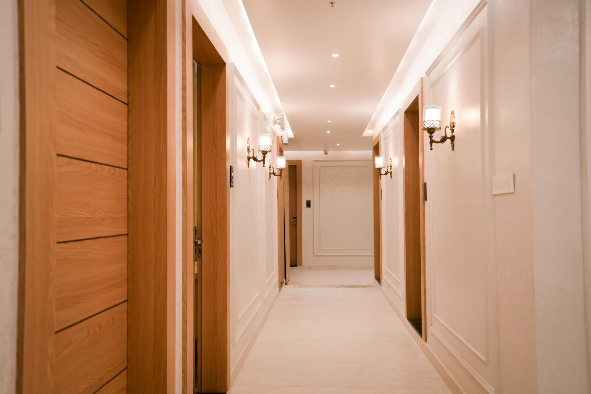 Hotel Jk Palace อัลลอฮาบาด ภายนอก รูปภาพ